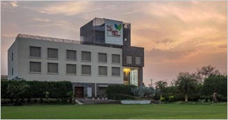 Hotel The Mystic Palms 4 Star hotel in Mathura