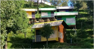 Full Moon Cottages in Kanatal